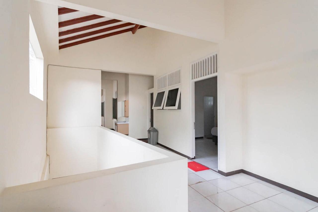 Reddoorz Plus @ Pakuan Residence Tajur Bogor Extérieur photo